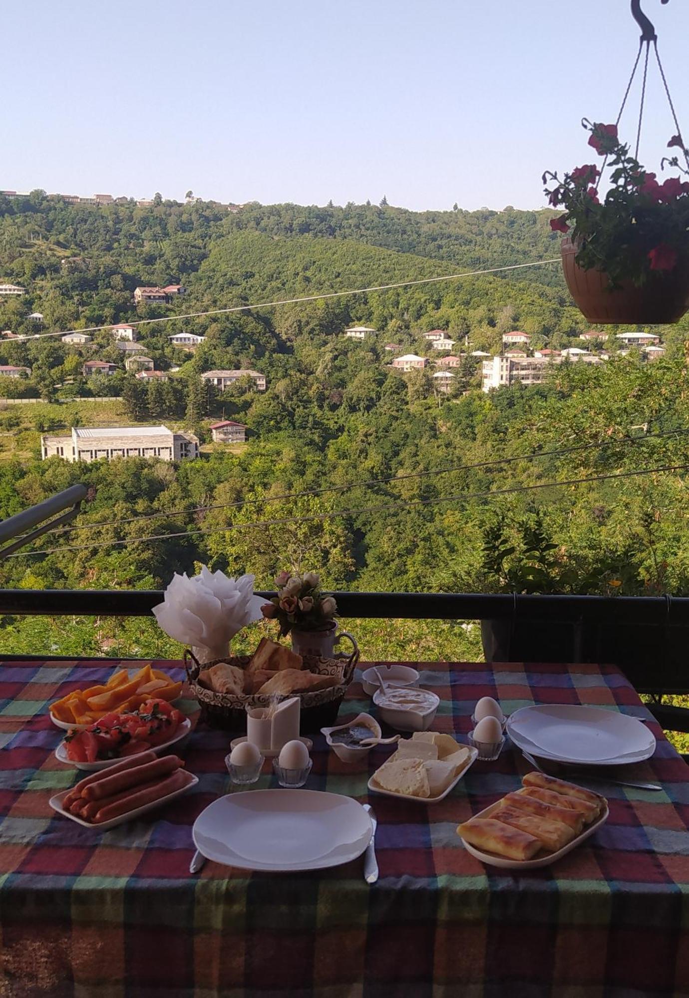 Guest House Mtisubani Sighnaghi Extérieur photo